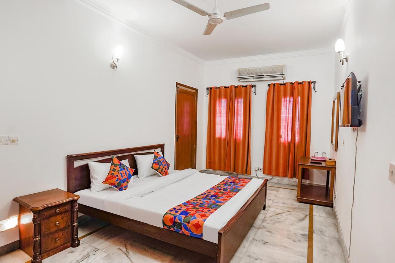 Fabexpress Goodwill Homes New Delhi Extérieur photo