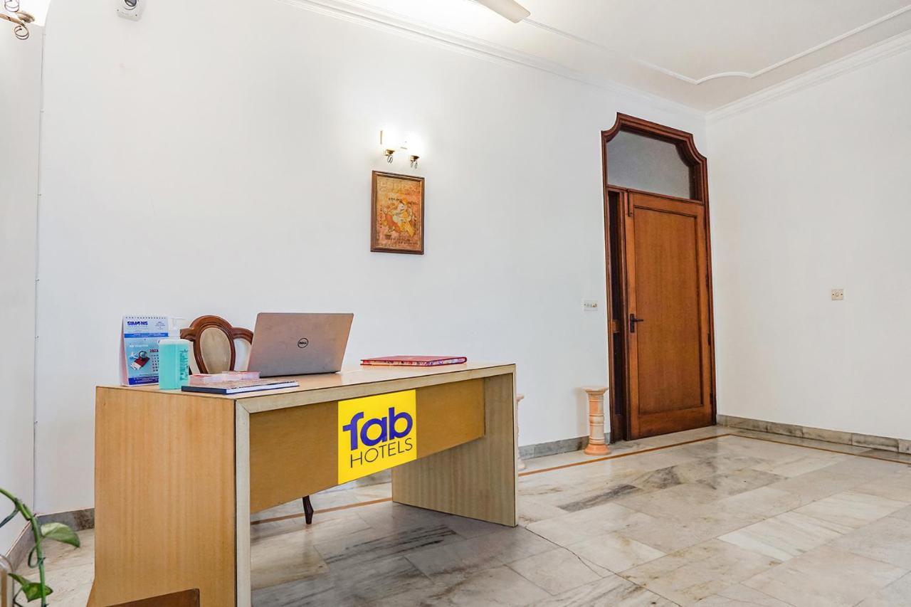 Fabexpress Goodwill Homes New Delhi Extérieur photo